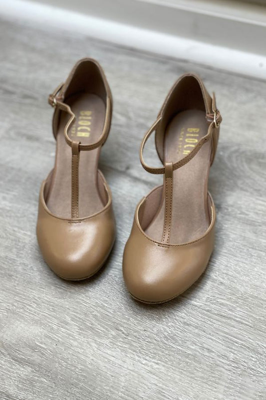 Bloch S0390L Ladies Split Flex Leather Character Shoes in Tan at The Dance Shop Long Island